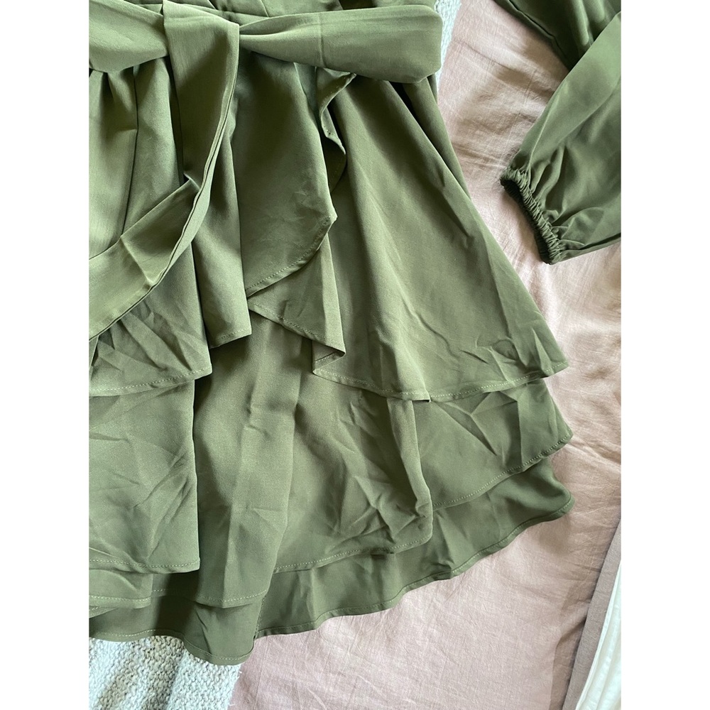 Cosonsen | Ruffle Mini Dress - Picture 8 of 10